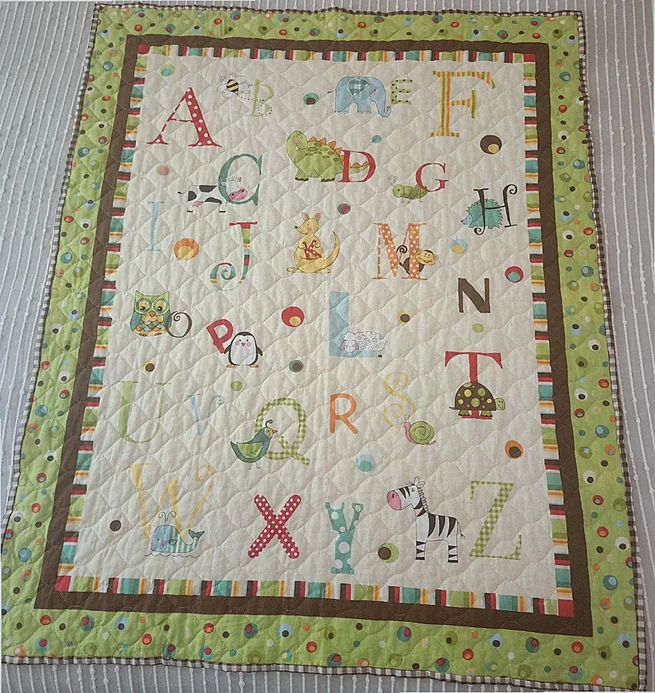 Baby Quilt Coverlet Bedding Unisex Reversible Alphabet Animals 33.5" x 41.5"