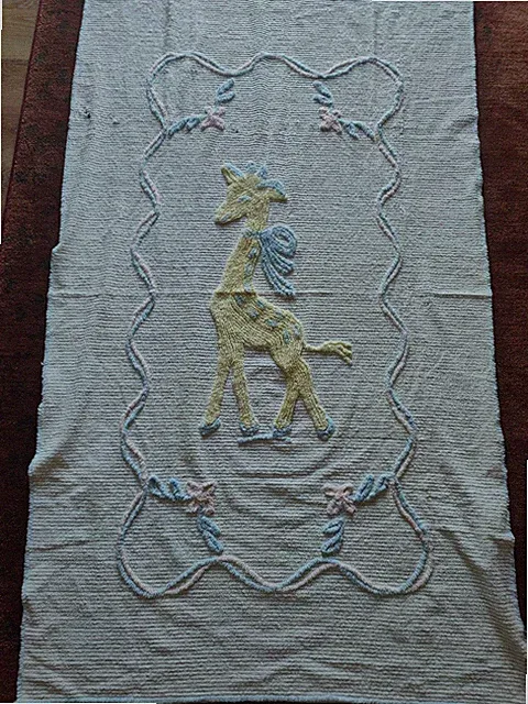 Chenille Blanket/Bedspread, For Baby Crib/Toddler Bed, Vintage Adorable 40 x 68