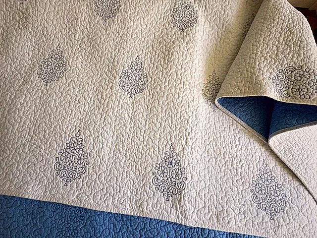 Crib Quilt Bed Throw Coverlet - Well Dressed Home Collection A566