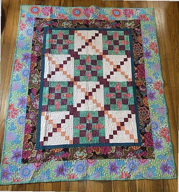 New Crib Toddler Bed Baby Child Bright Multi Color Floral Quilt 48”x58” Blanket